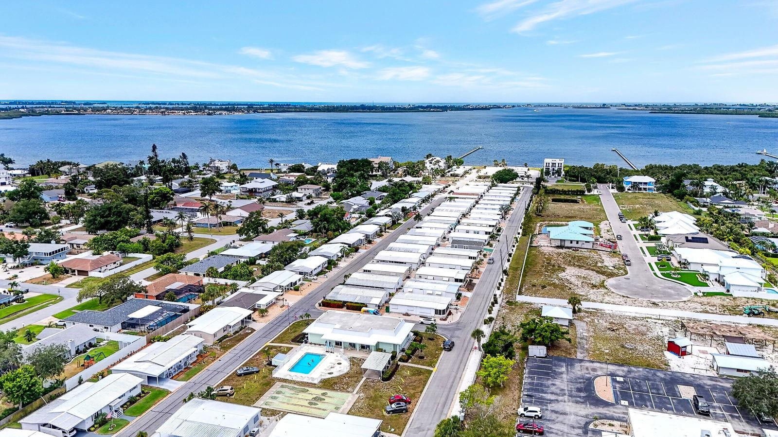 PALMA SOLA SHORES - Residential