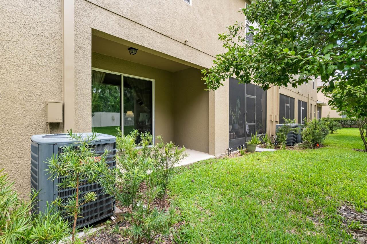 BROADWAY CENTRE TWNHMS - Residential