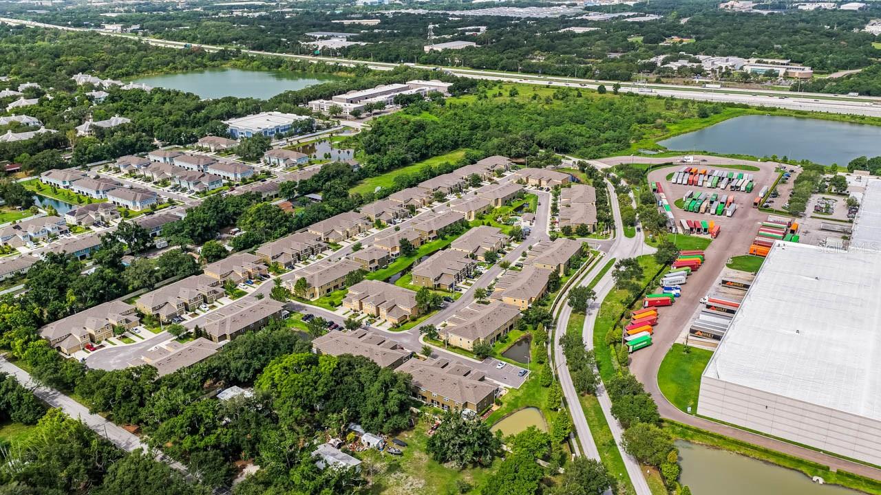 BROADWAY CENTRE TWNHMS - Residential