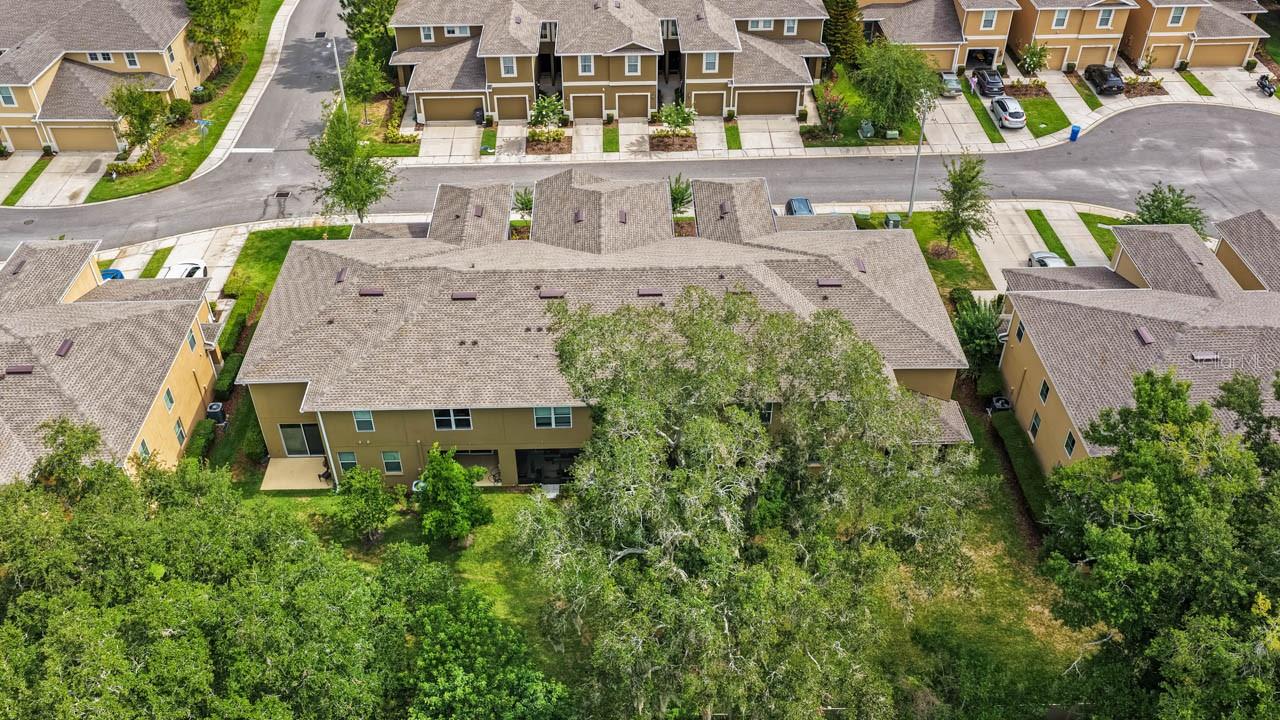 BROADWAY CENTRE TWNHMS - Residential