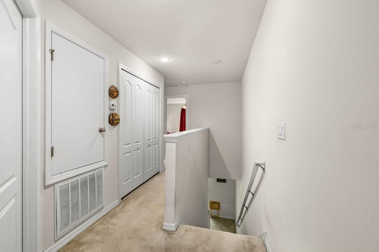 BROADWAY CENTRE TWNHMS - Residential