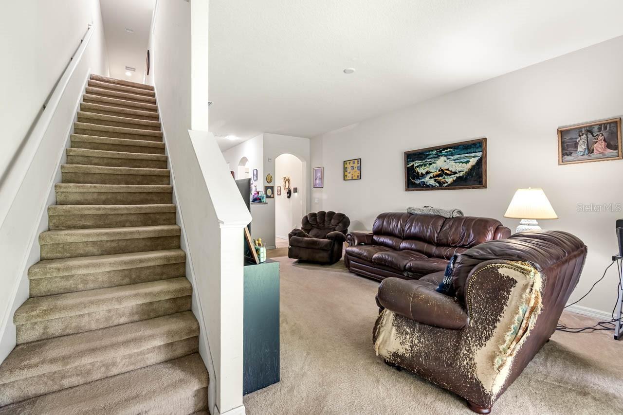 BROADWAY CENTRE TWNHMS - Residential