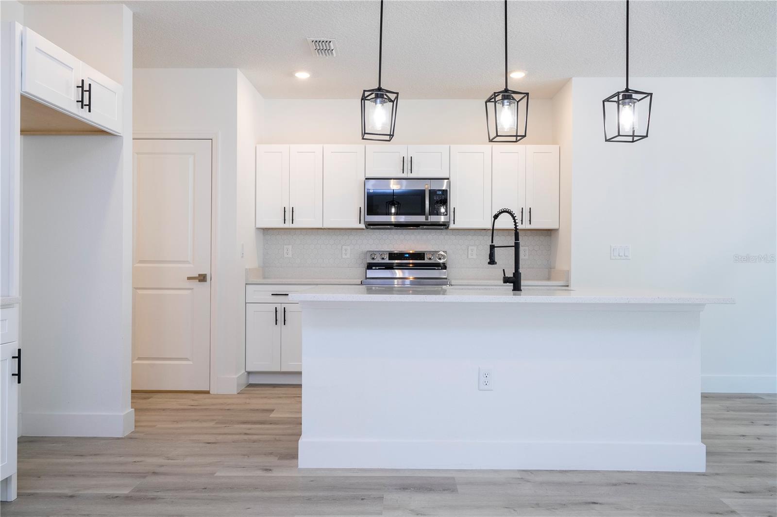 ROYAL TRAILS UNIT 01 - Residential