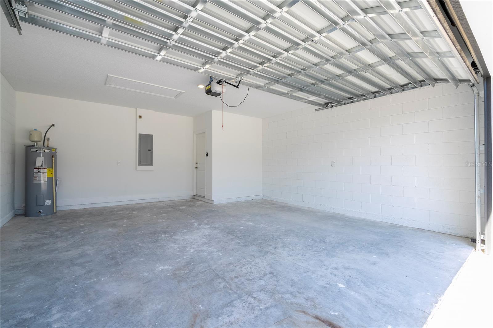 ROYAL TRAILS UNIT 01 - Residential
