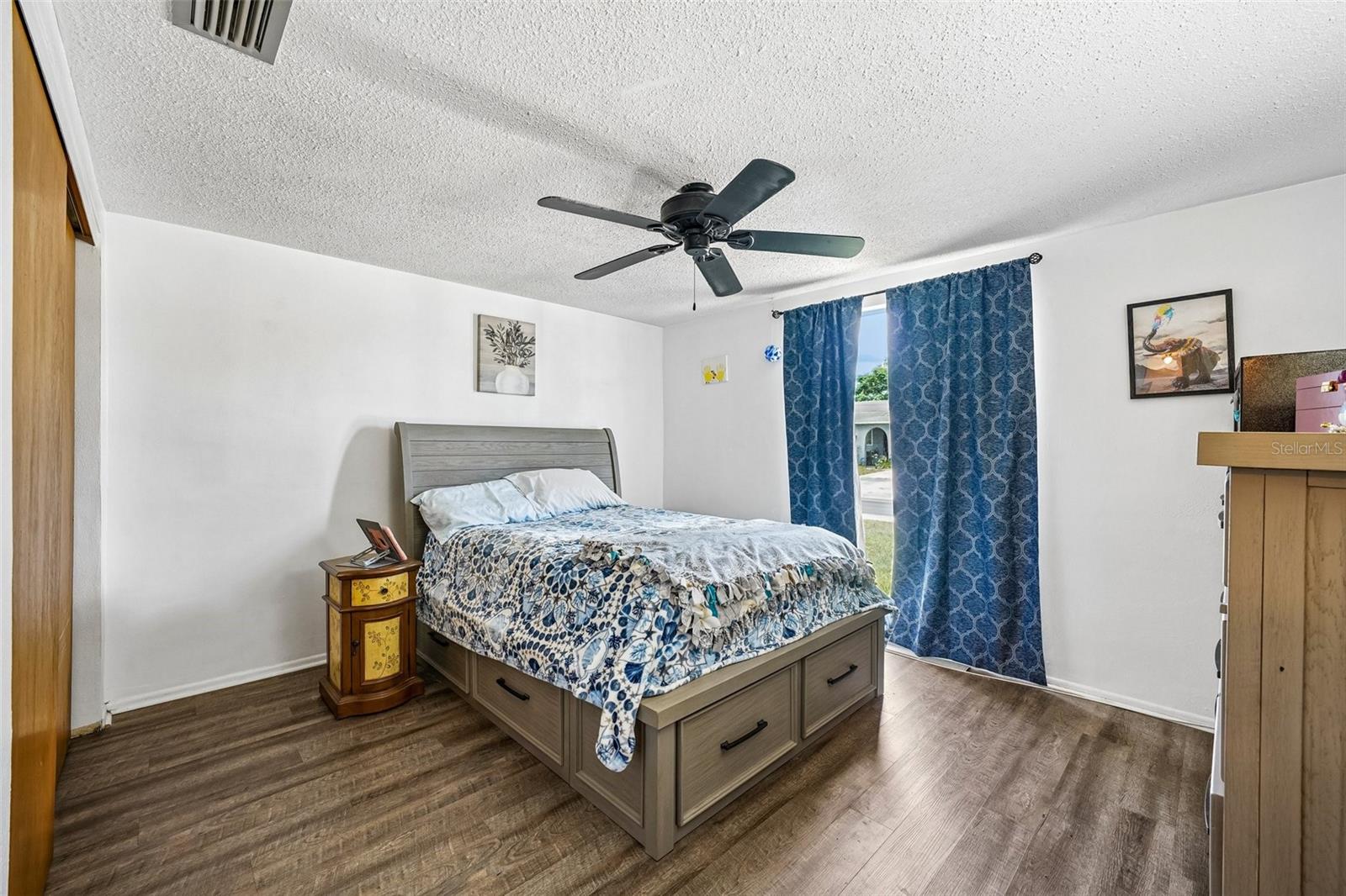 REGENCY PARK - Residential