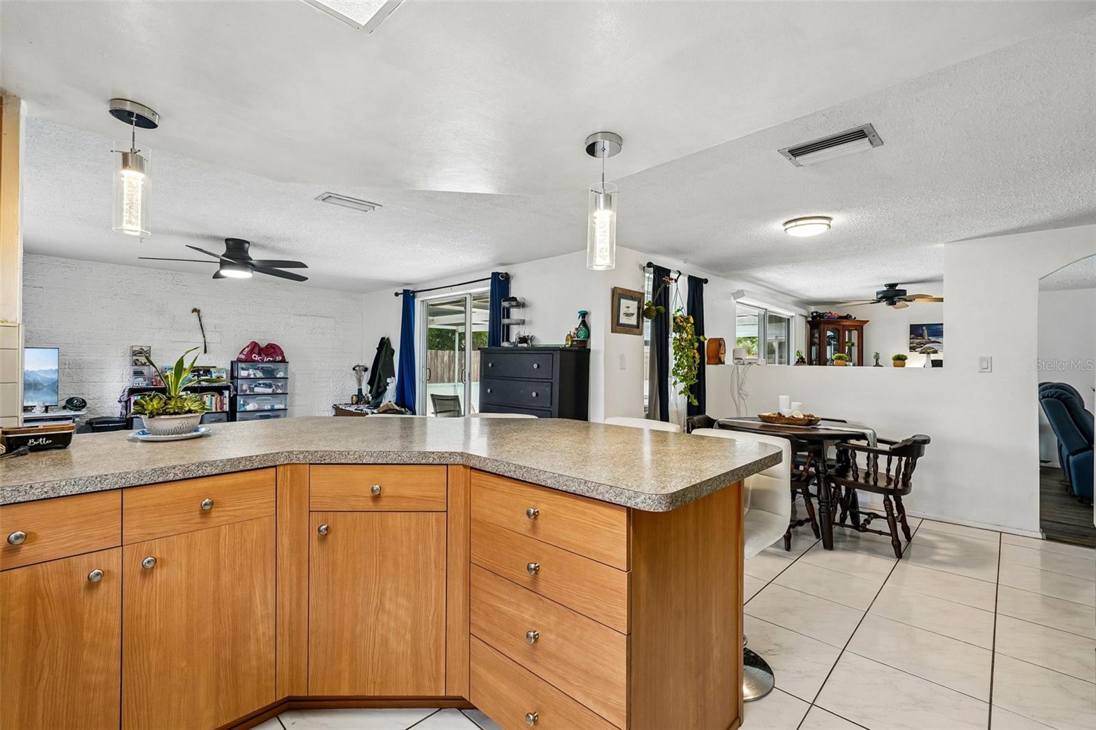 REGENCY PARK - Residential