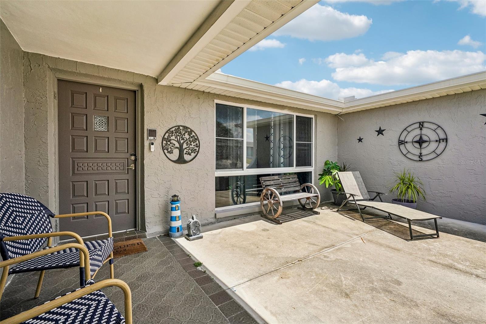 REGENCY PARK - Residential