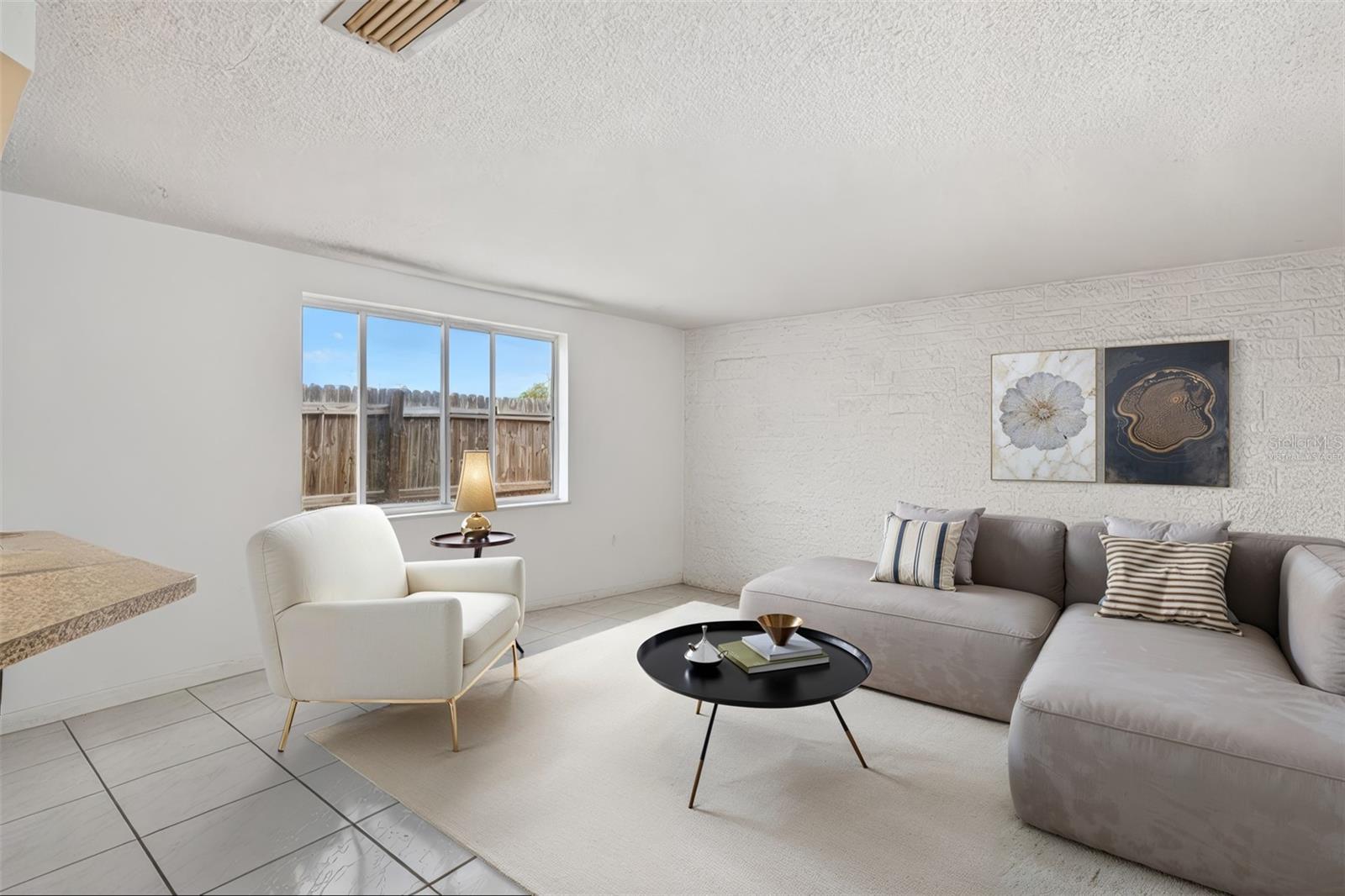 REGENCY PARK - Residential