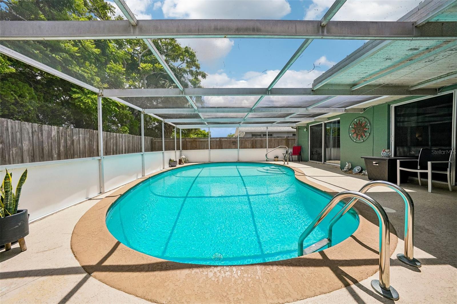 REGENCY PARK - Residential