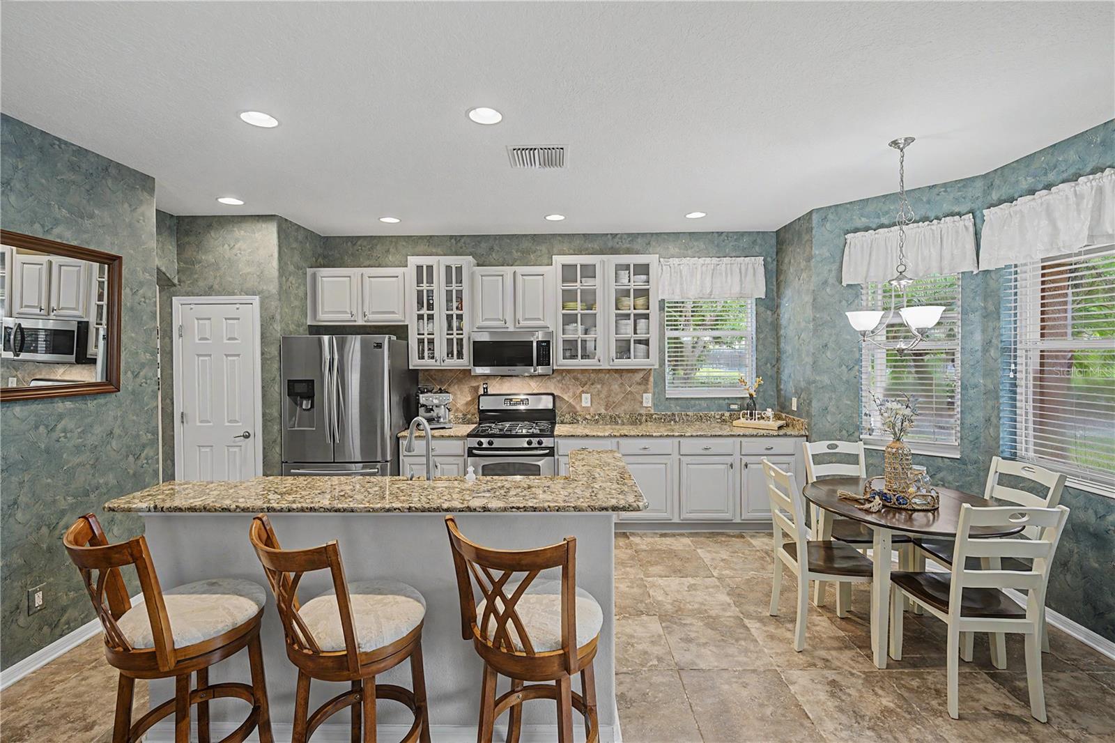 LAKESHORE RANCH PH I - Residential