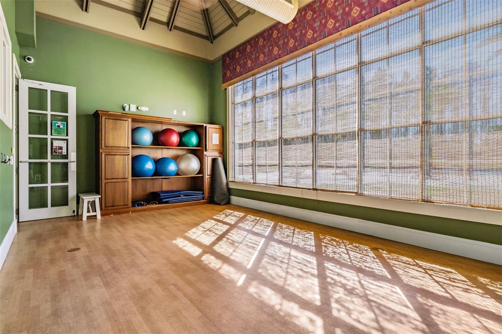 LAKESHORE RANCH PH I - Residential