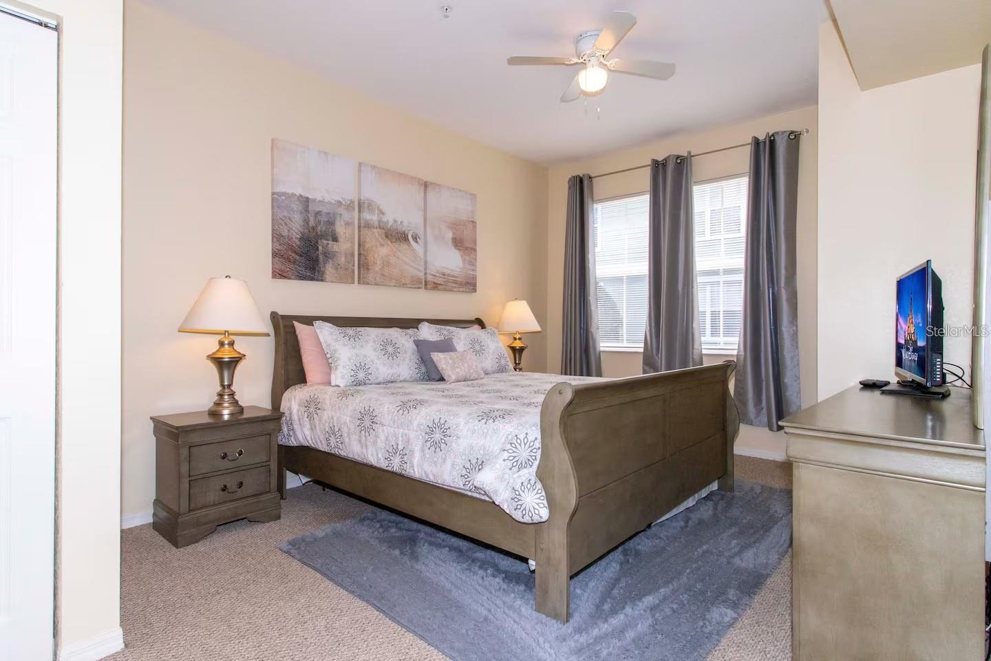VENETIAN BAY VILLAGE CONDO PH 1 - Residential