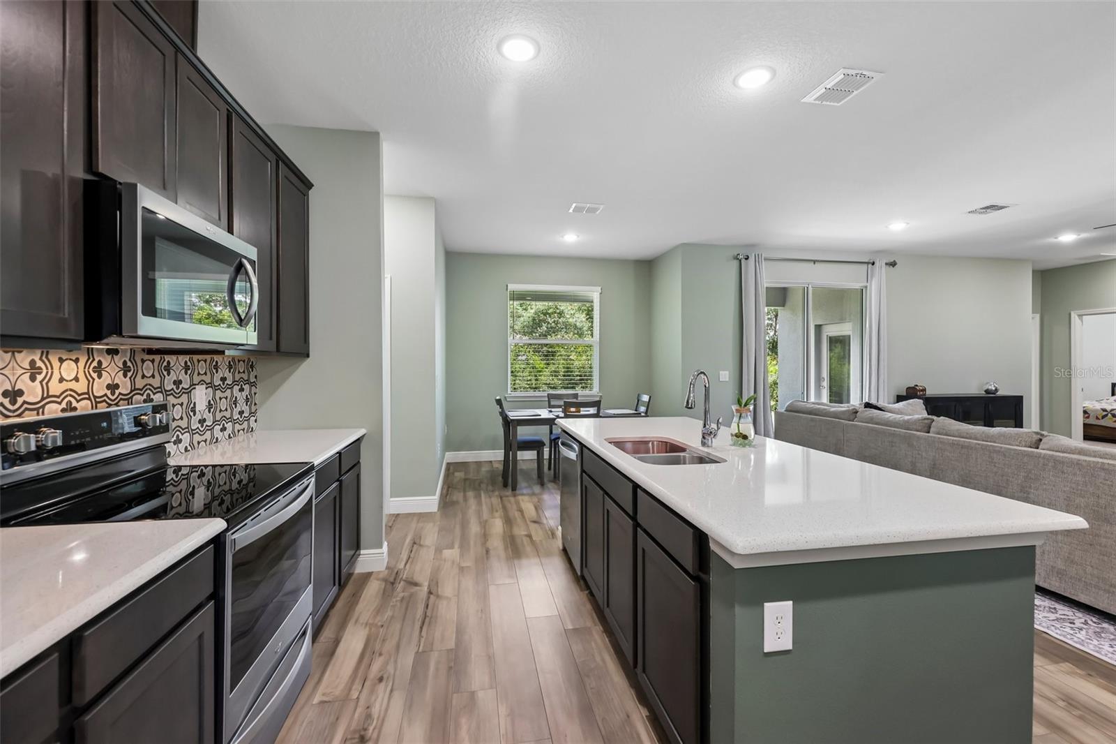 OCALA WATERWAY ESTATE - Residential