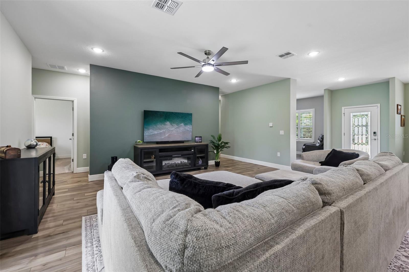 OCALA WATERWAY ESTATE - Residential
