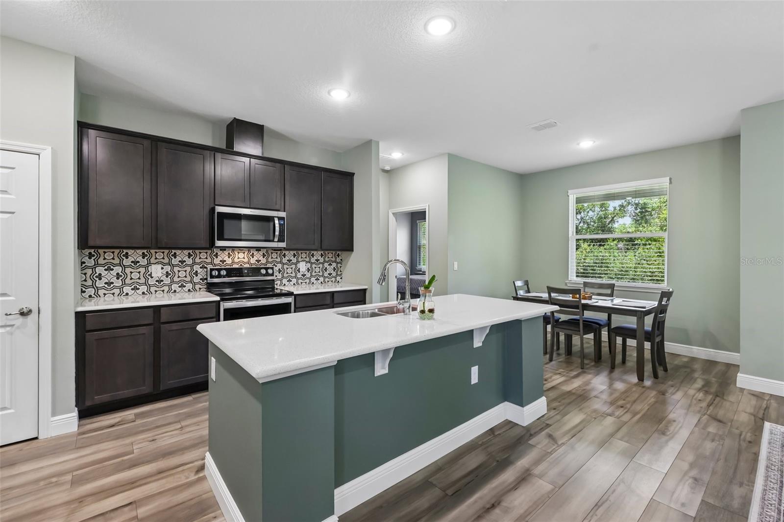 OCALA WATERWAY ESTATE - Residential
