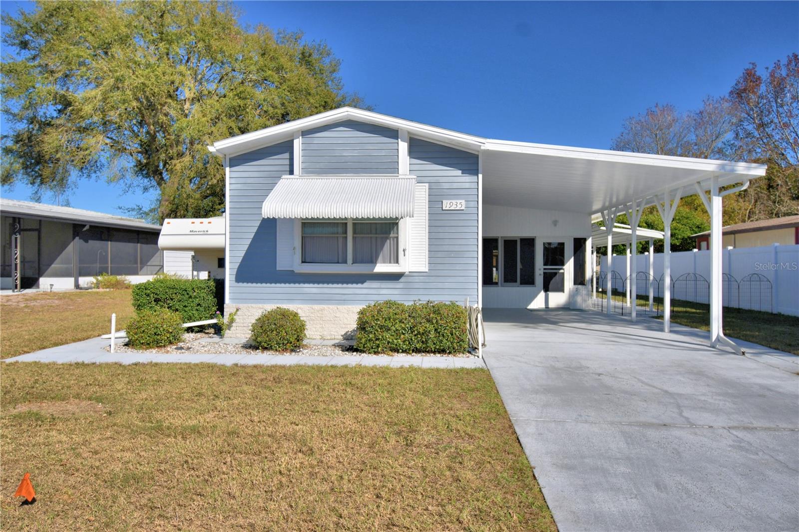 LAKE MARIANA ACRES - Residential