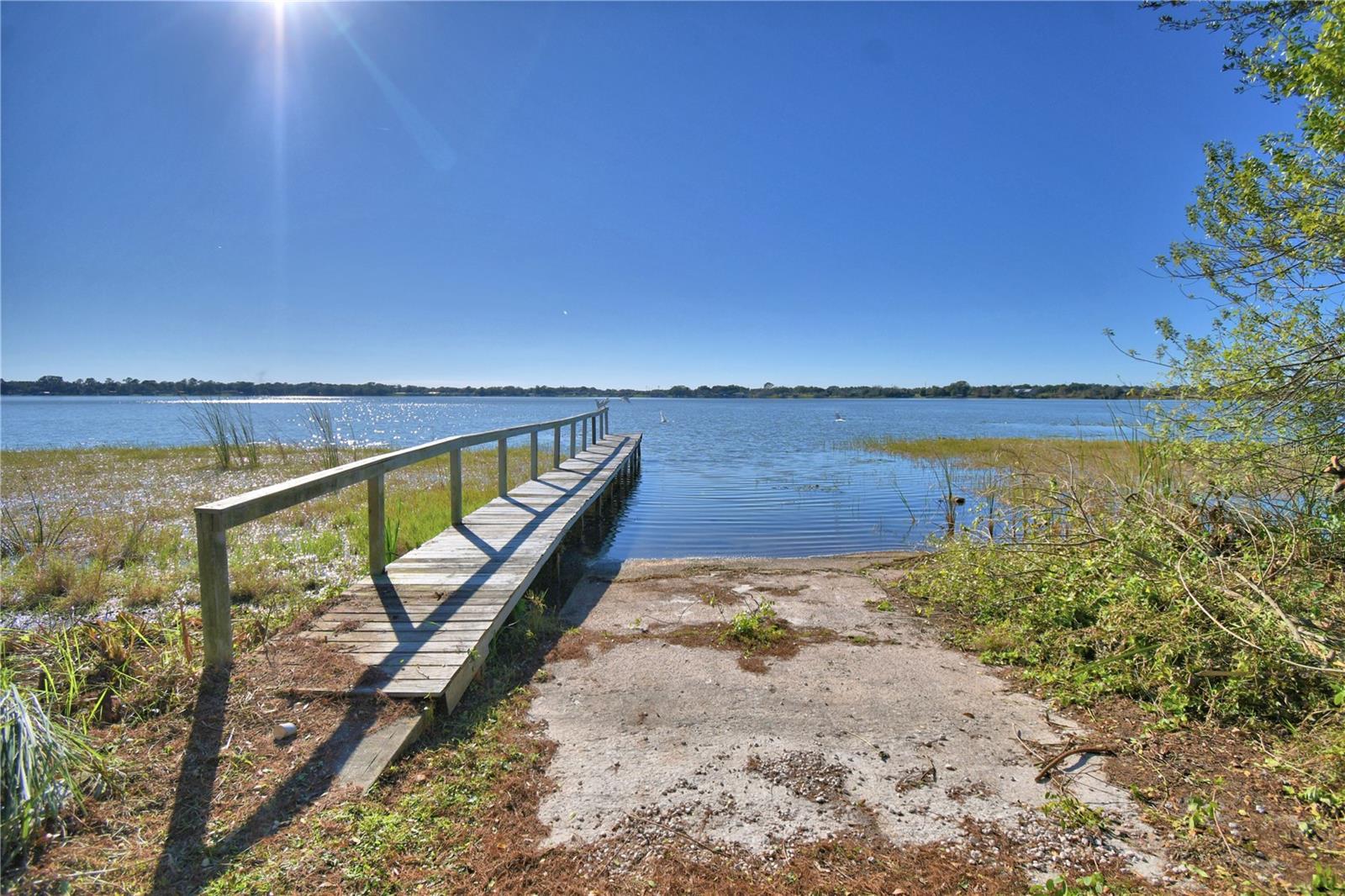 LAKE MARIANA ACRES - Residential
