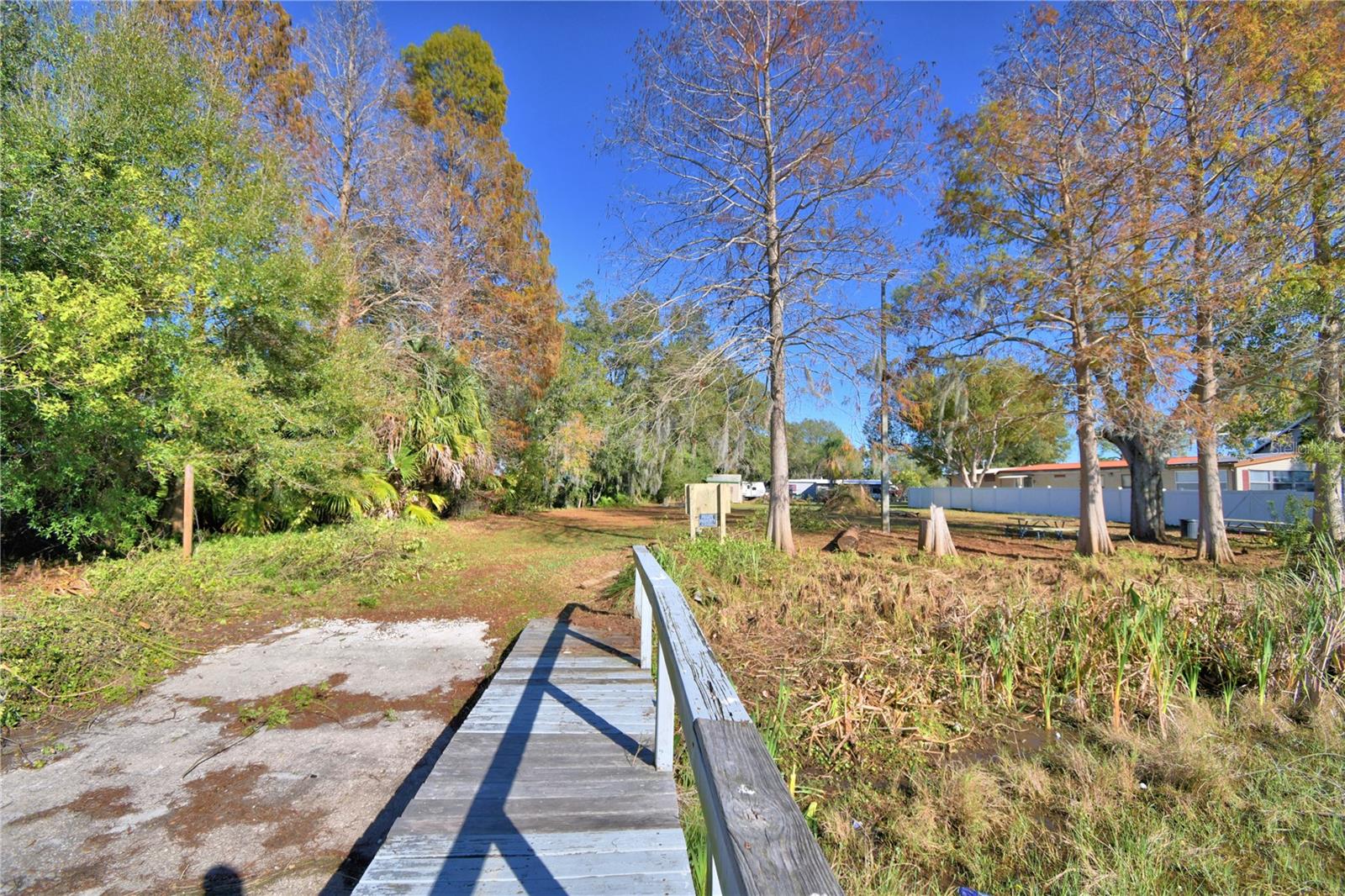 LAKE MARIANA ACRES - Residential