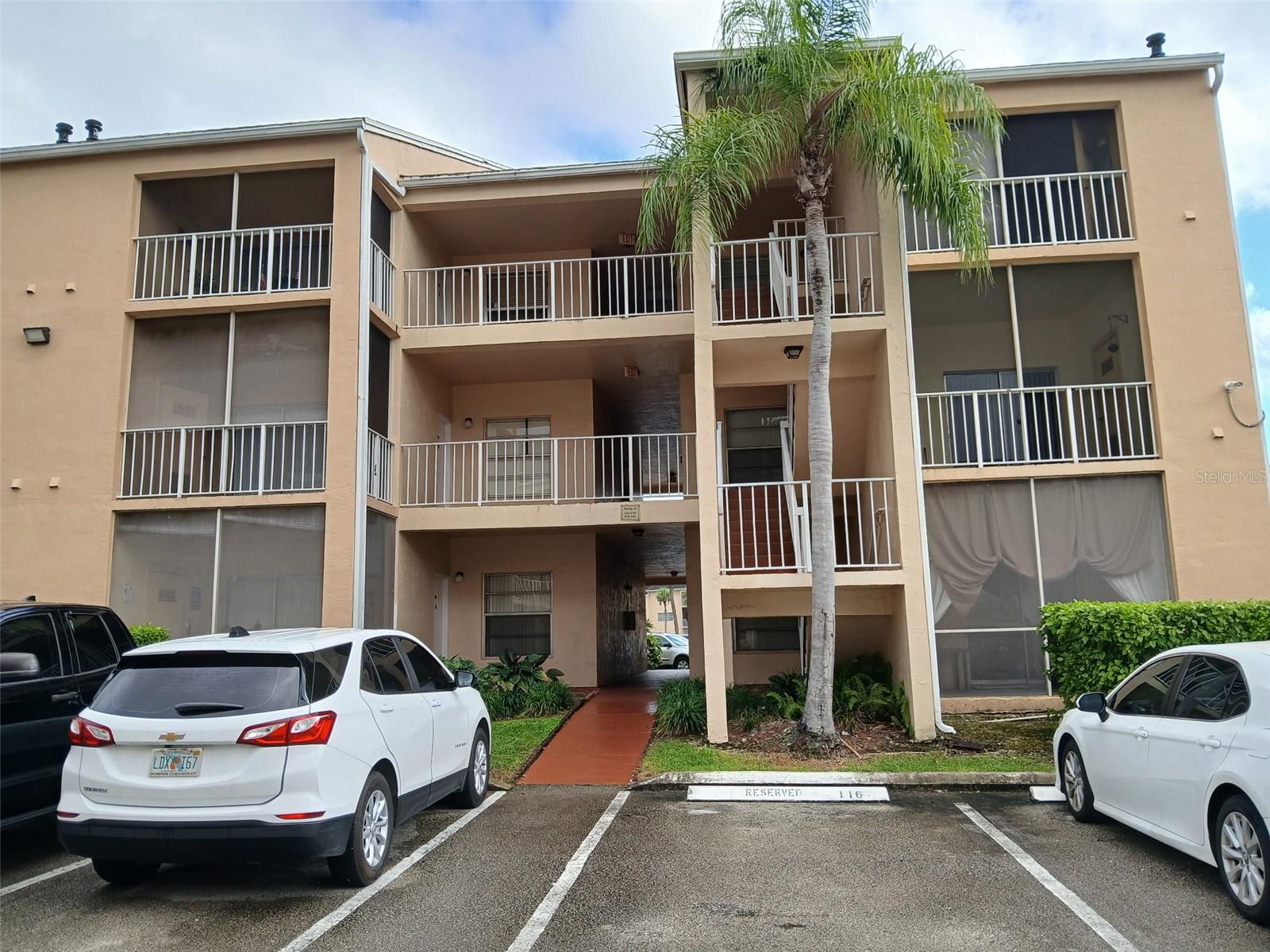 Beautifully remodeled 1-bedroom, 1-bath corner apartment in the highly desirable Hammocks area of Kendall! This bright and inviting residence offers extra privacy with no neighbors on one side and plenty of natural light throughout. Featuring new flooring, an updated kitchen, a fully remodeled bathroom, and fresh modern finishes, this home is truly move-in ready.

Located in the sought-after Hammocks Trails community, residents enjoy resort-style amenities including a sparkling pool, clubhouse, fitness center, and scenic walking trails around the lake — perfect for relaxing, exercising, or enjoying the outdoors. Prime location close to shopping, dining, parks, top-rated schools, and major highways. Ideal for a couple or individual looking for comfort, convenience, and the best of Kendall living!