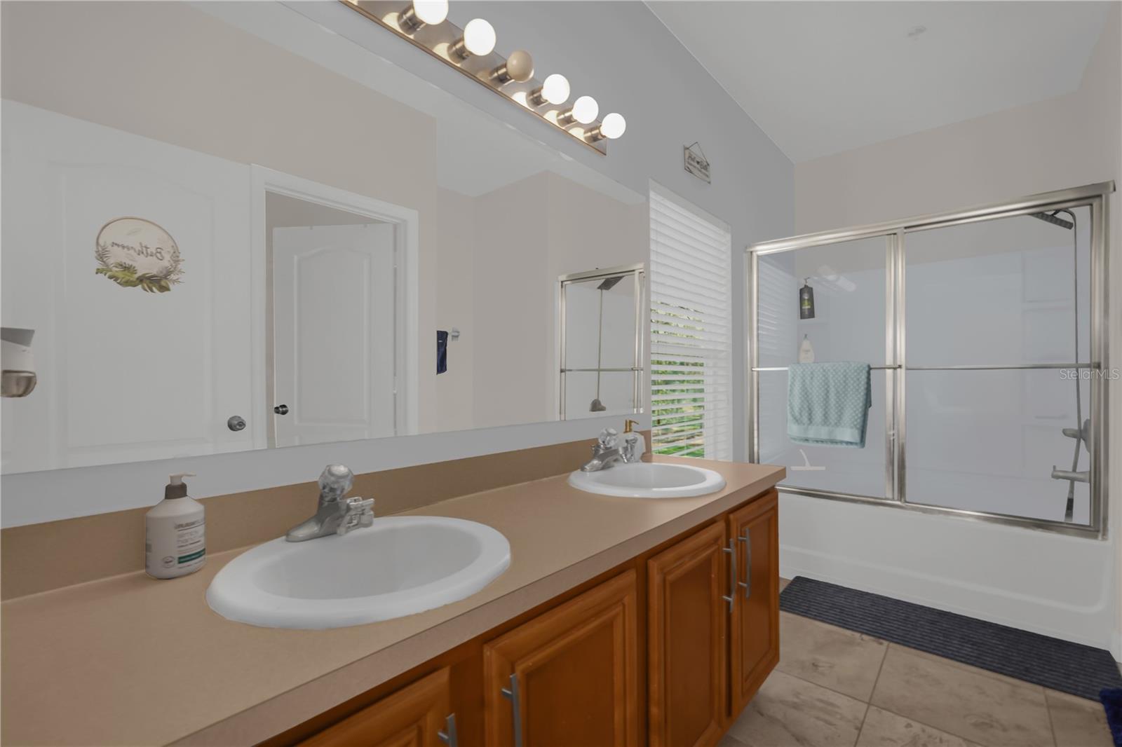 JEFFERSON GREEN AT ANTHEM PARK CONDO PH 16 - Residential