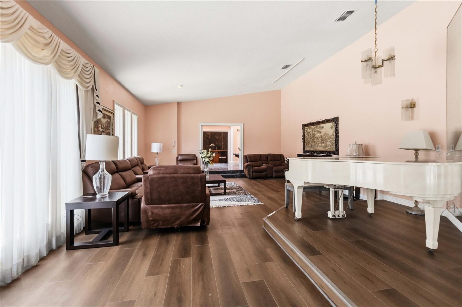 DUNMAR ESTATES - Residential