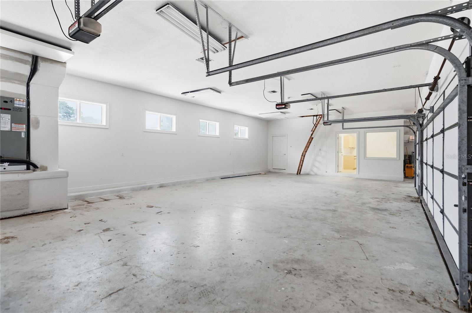 DUNMAR ESTATES - Residential