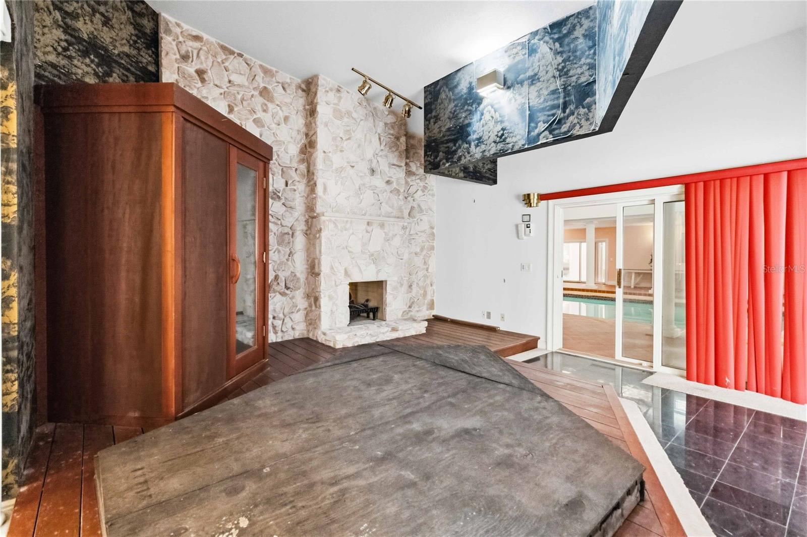 DUNMAR ESTATES - Residential