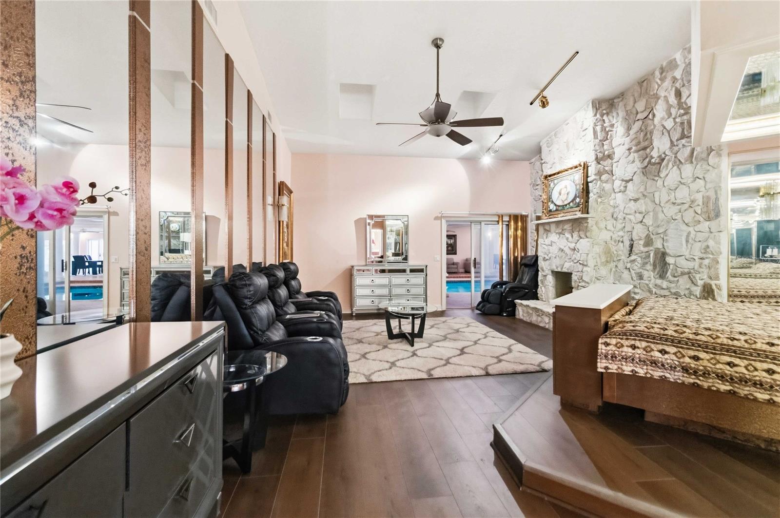 DUNMAR ESTATES - Residential