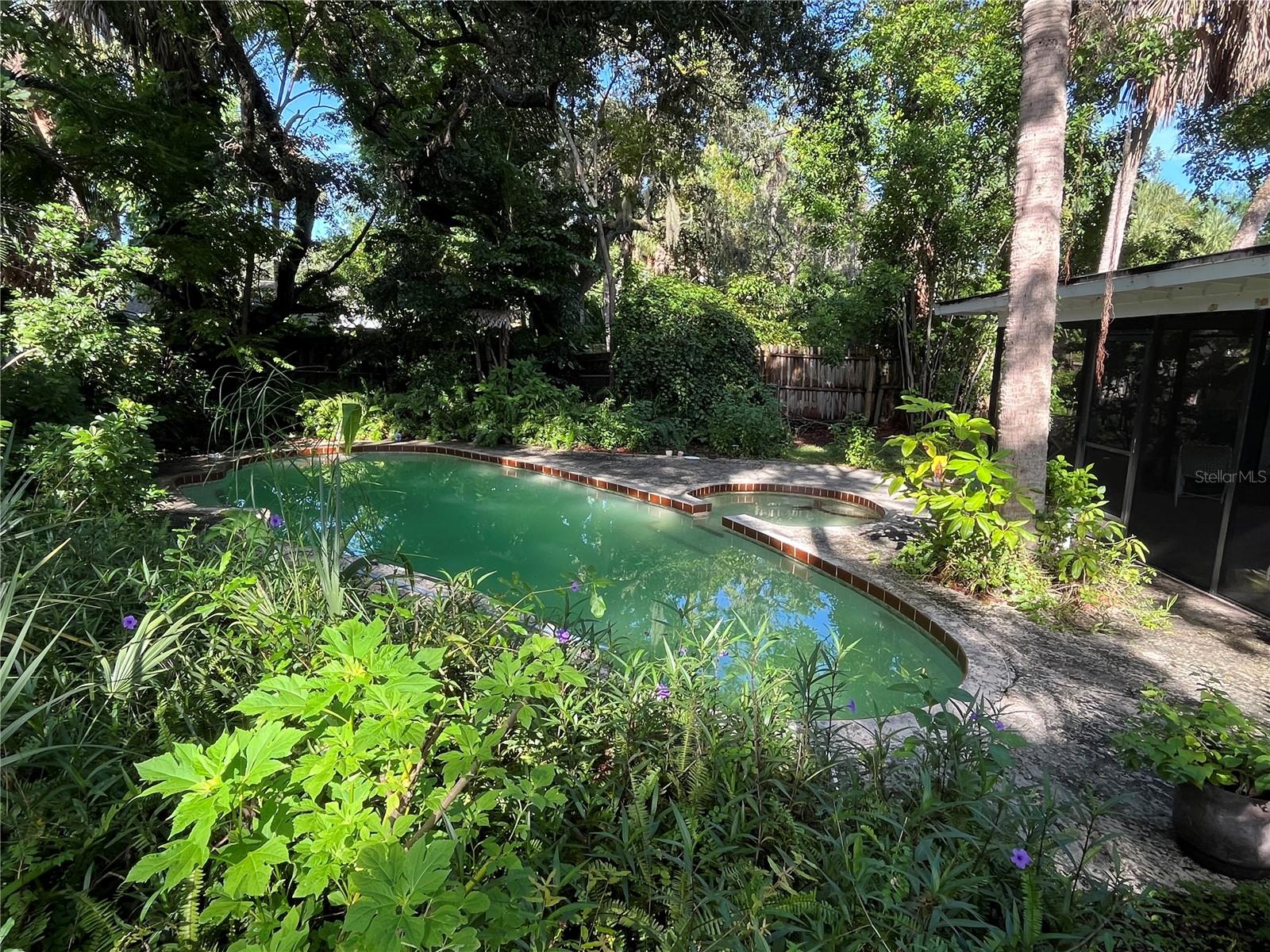 ALFRED PARK - Residential