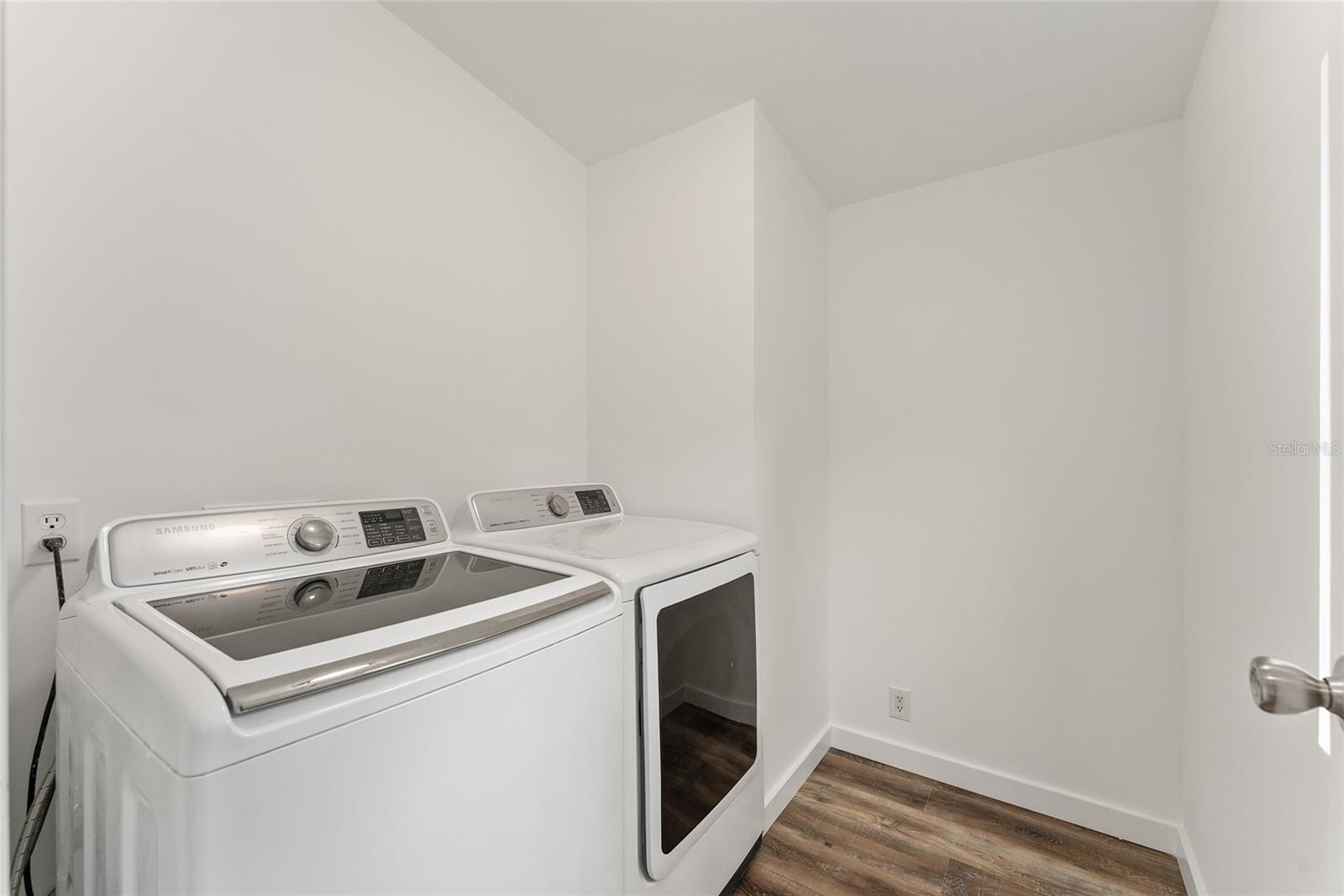 SADDLE BROOK ESTATE - Residential