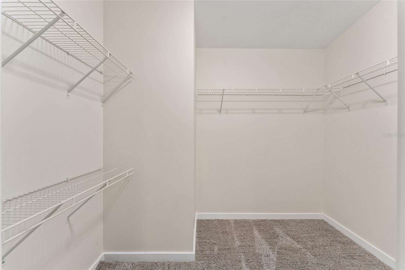 SADDLE BROOK ESTATE - Residential