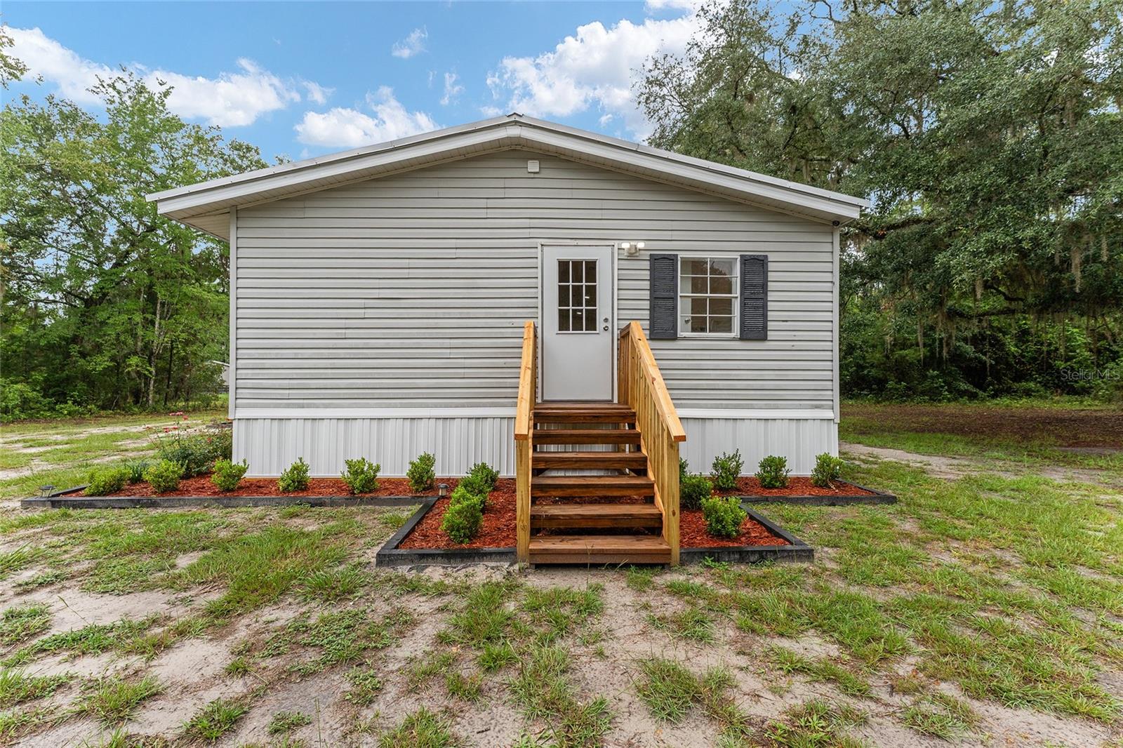 SADDLE BROOK ESTATE - Residential