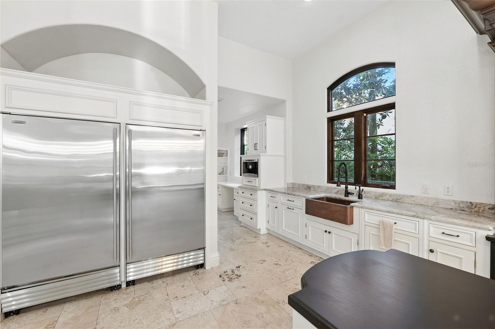 BEACH PARK - Residential Lease