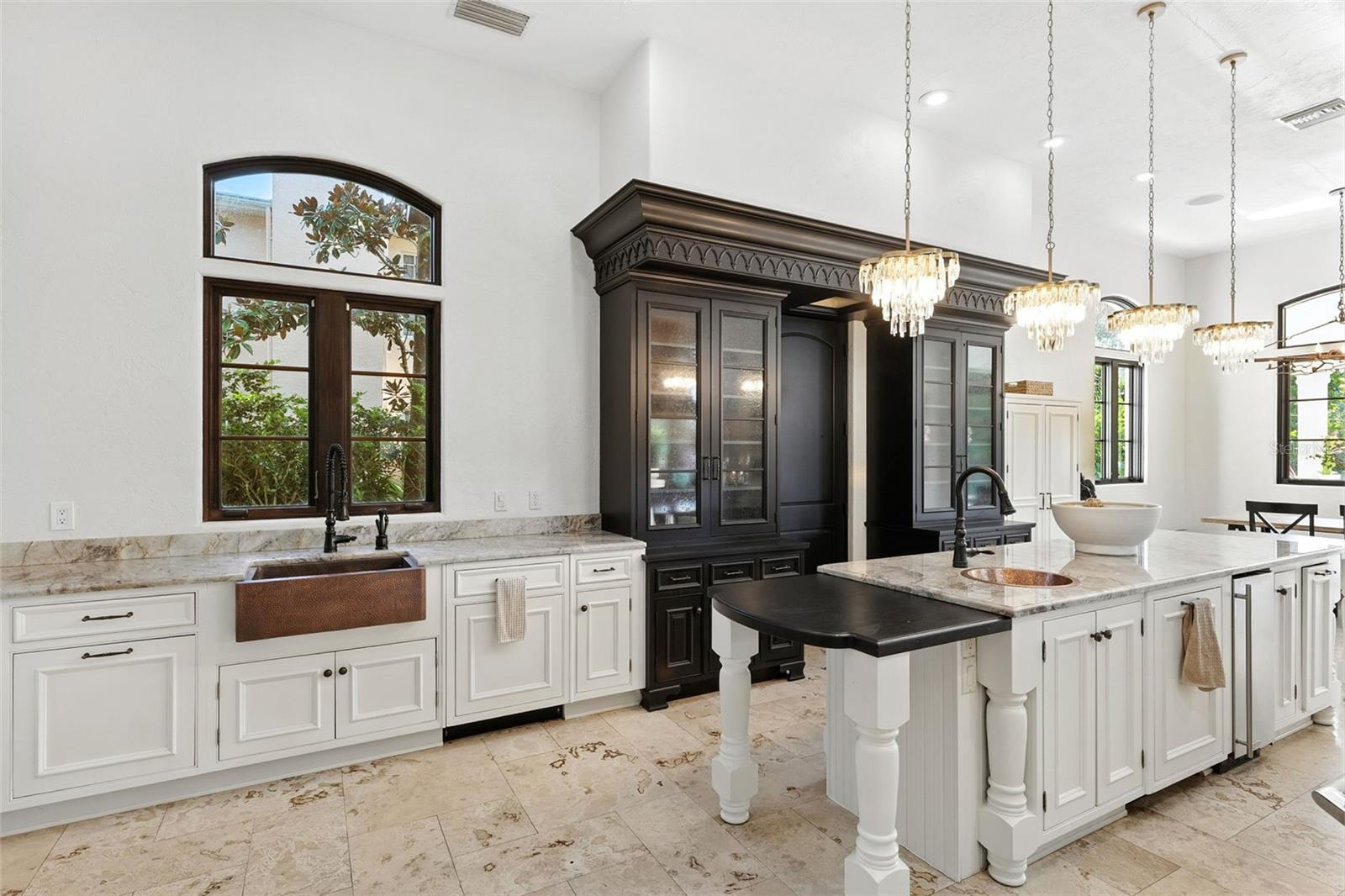 BEACH PARK - Residential Lease