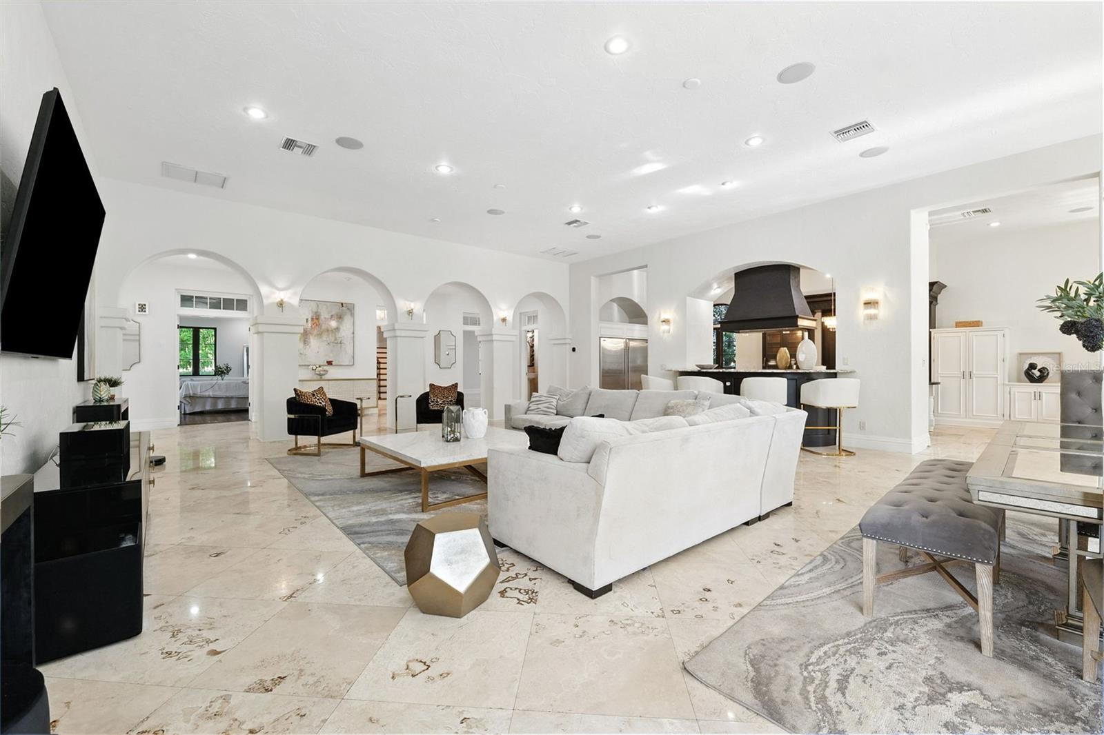 BEACH PARK - Residential Lease