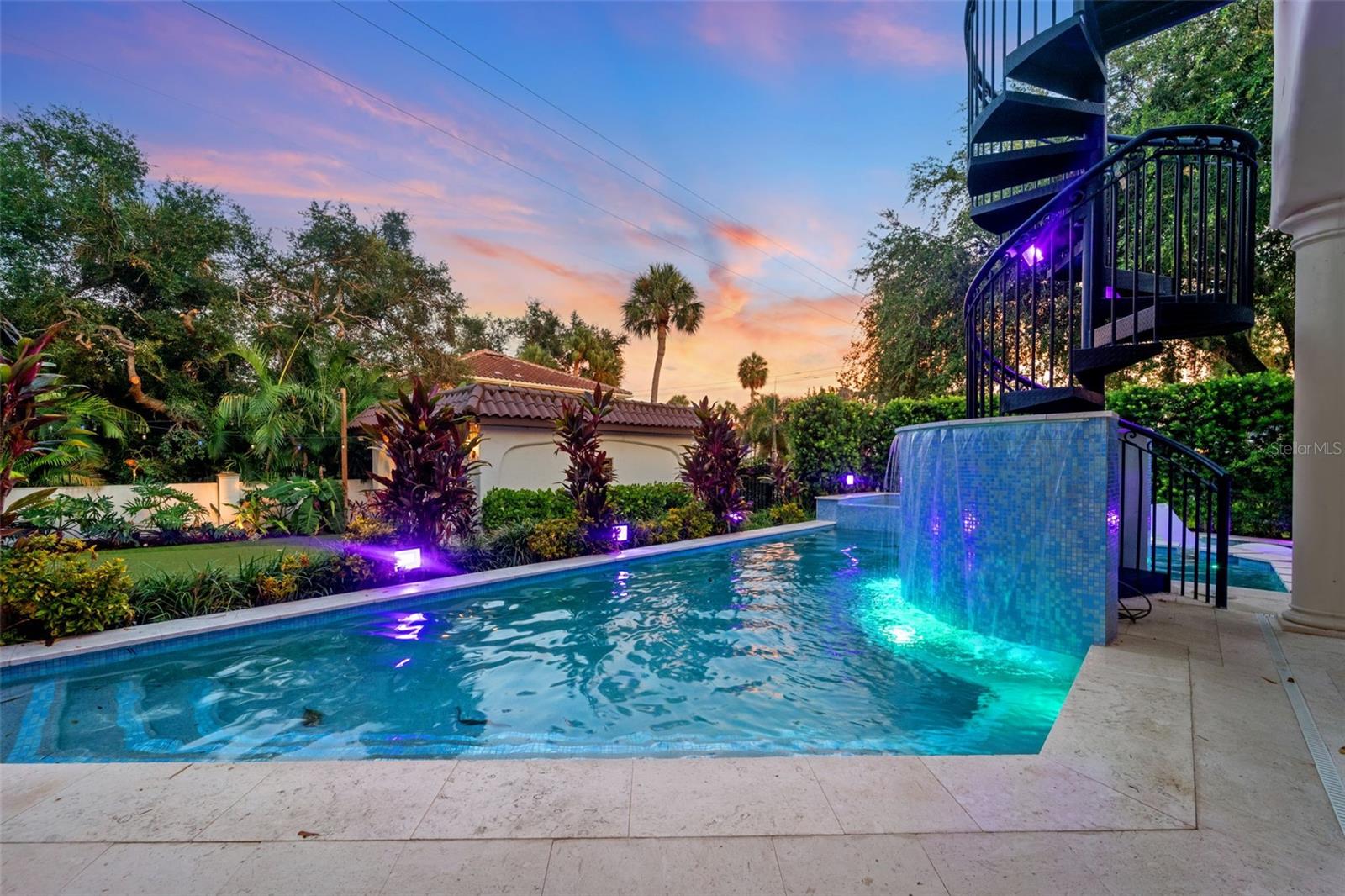 BEACH PARK - Residential Lease