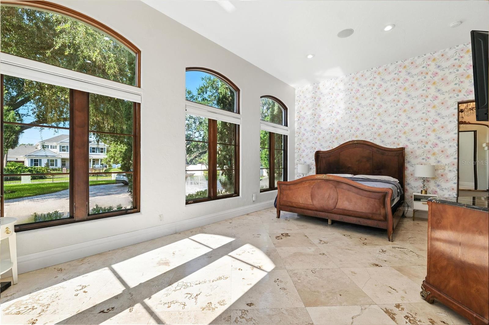 BEACH PARK - Residential Lease