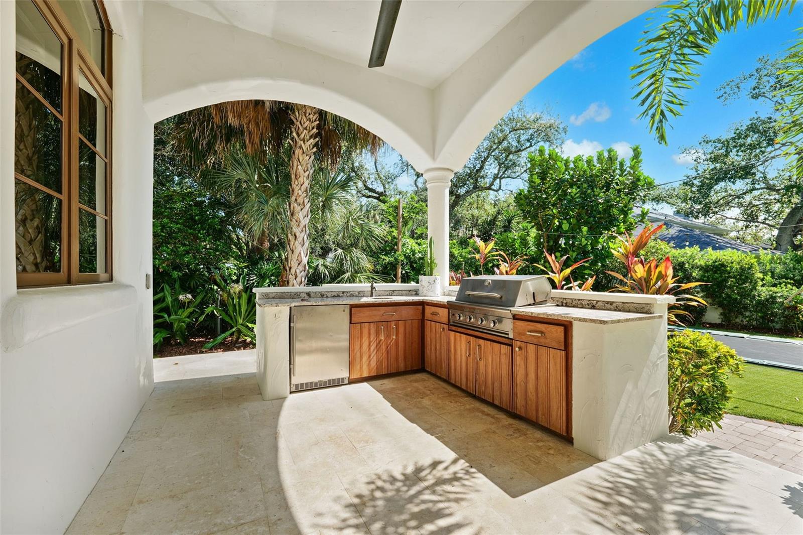 BEACH PARK - Residential Lease