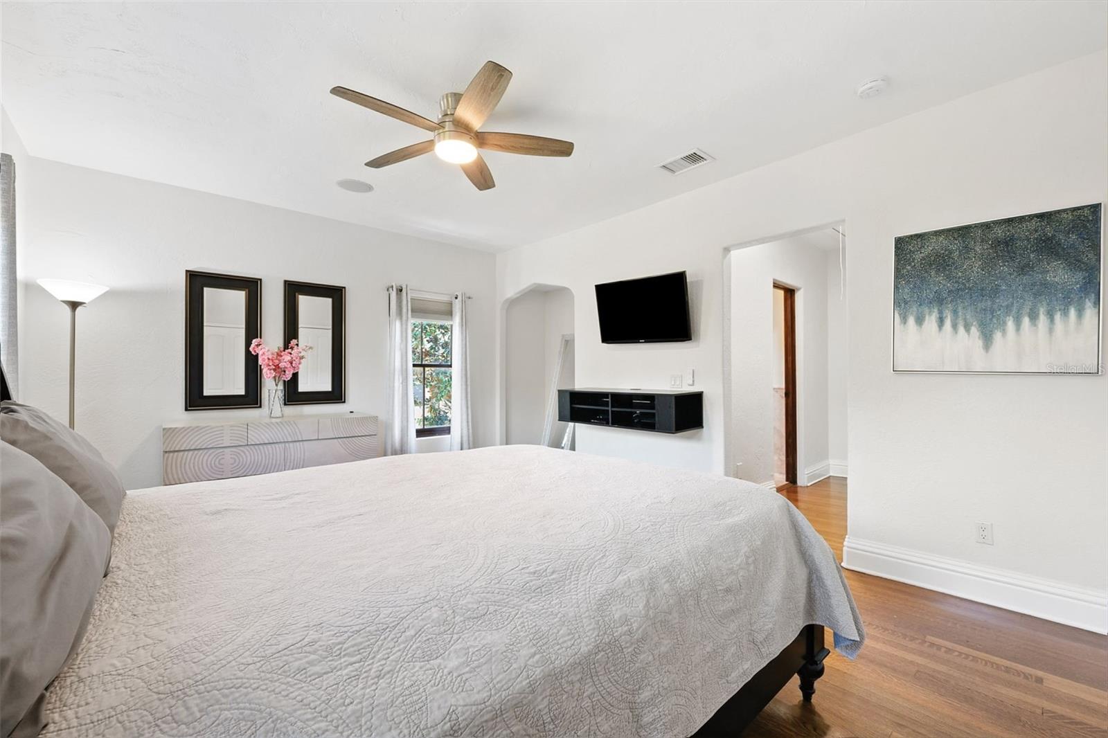 BEACH PARK - Residential Lease
