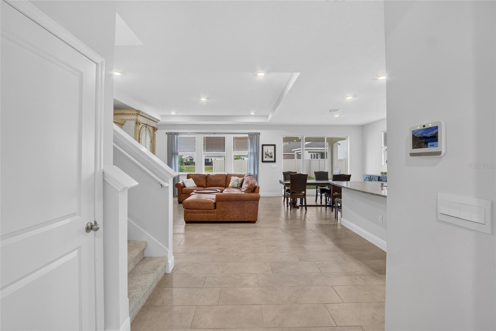 MANGROVE MANOR - Residential