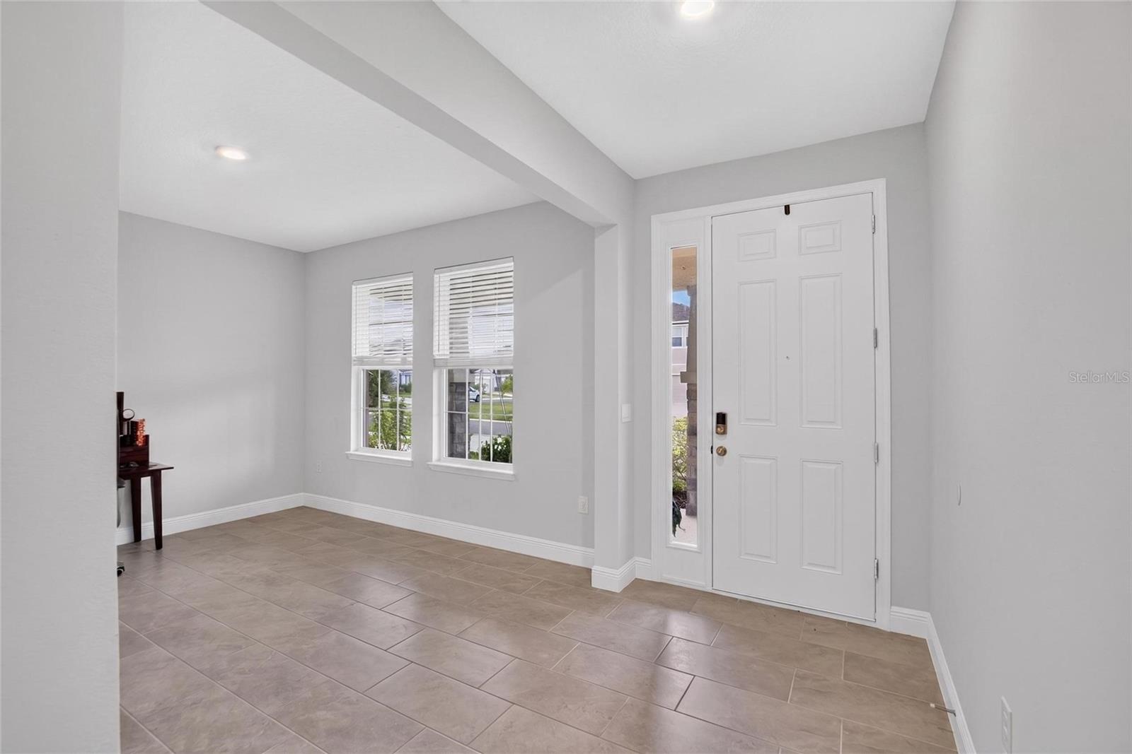 MANGROVE MANOR - Residential