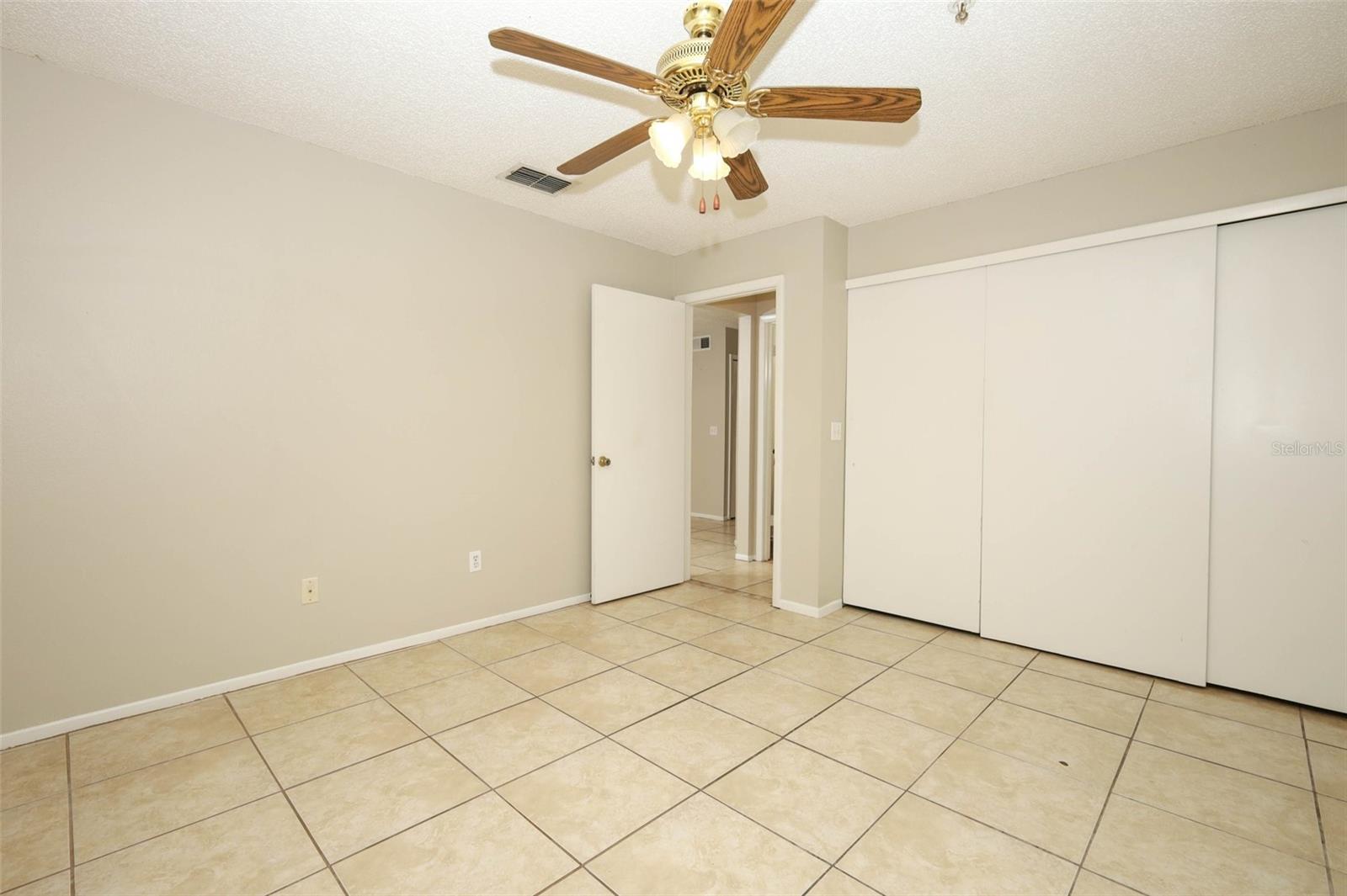 HUNTERS RESERVE 2 A CONDO - Residential