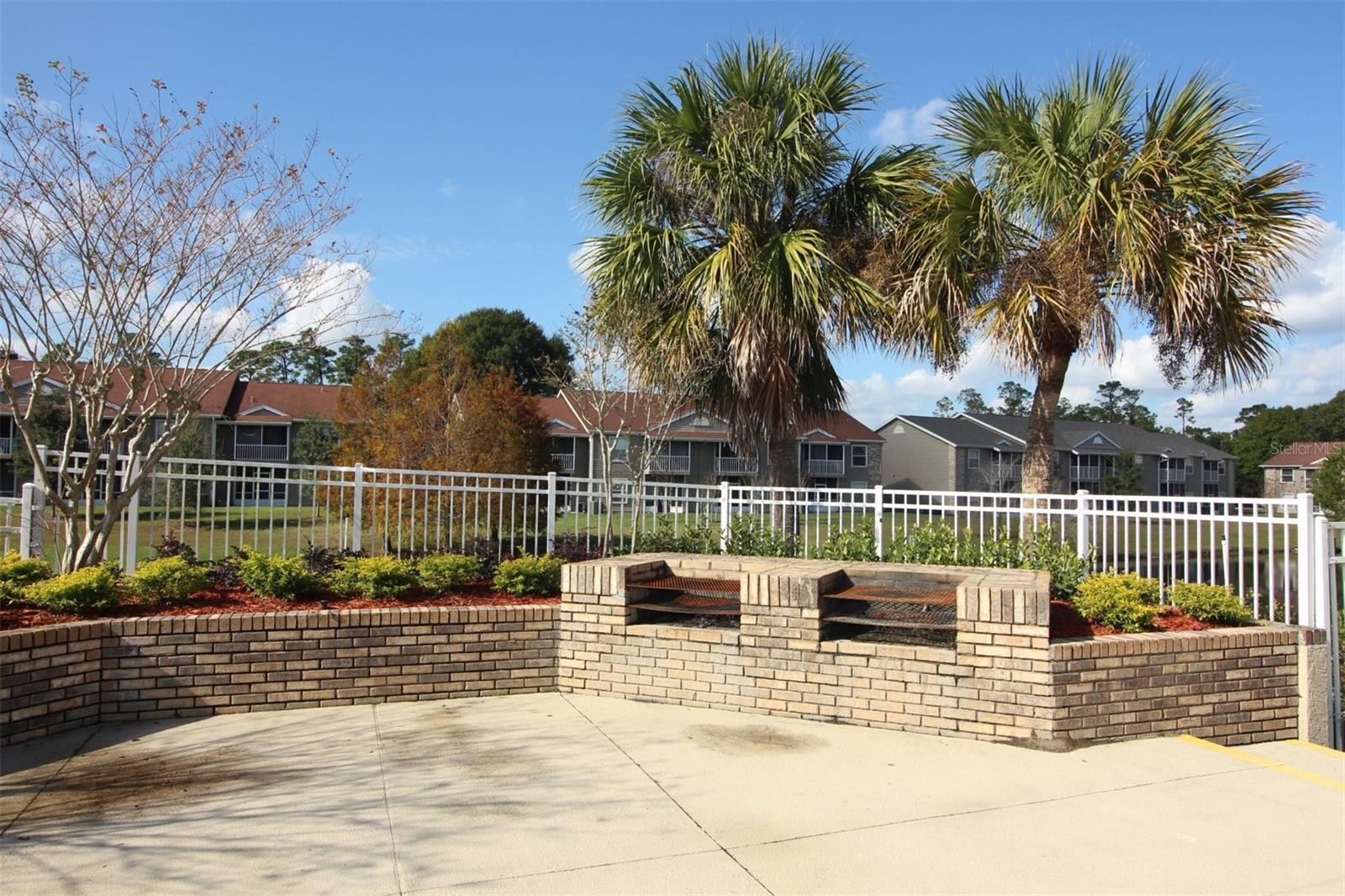 HUNTERS RESERVE 2 A CONDO - Residential