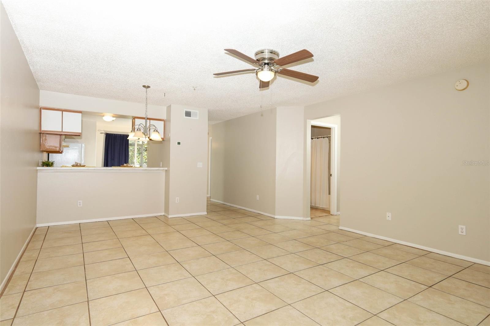 HUNTERS RESERVE 2 A CONDO - Residential