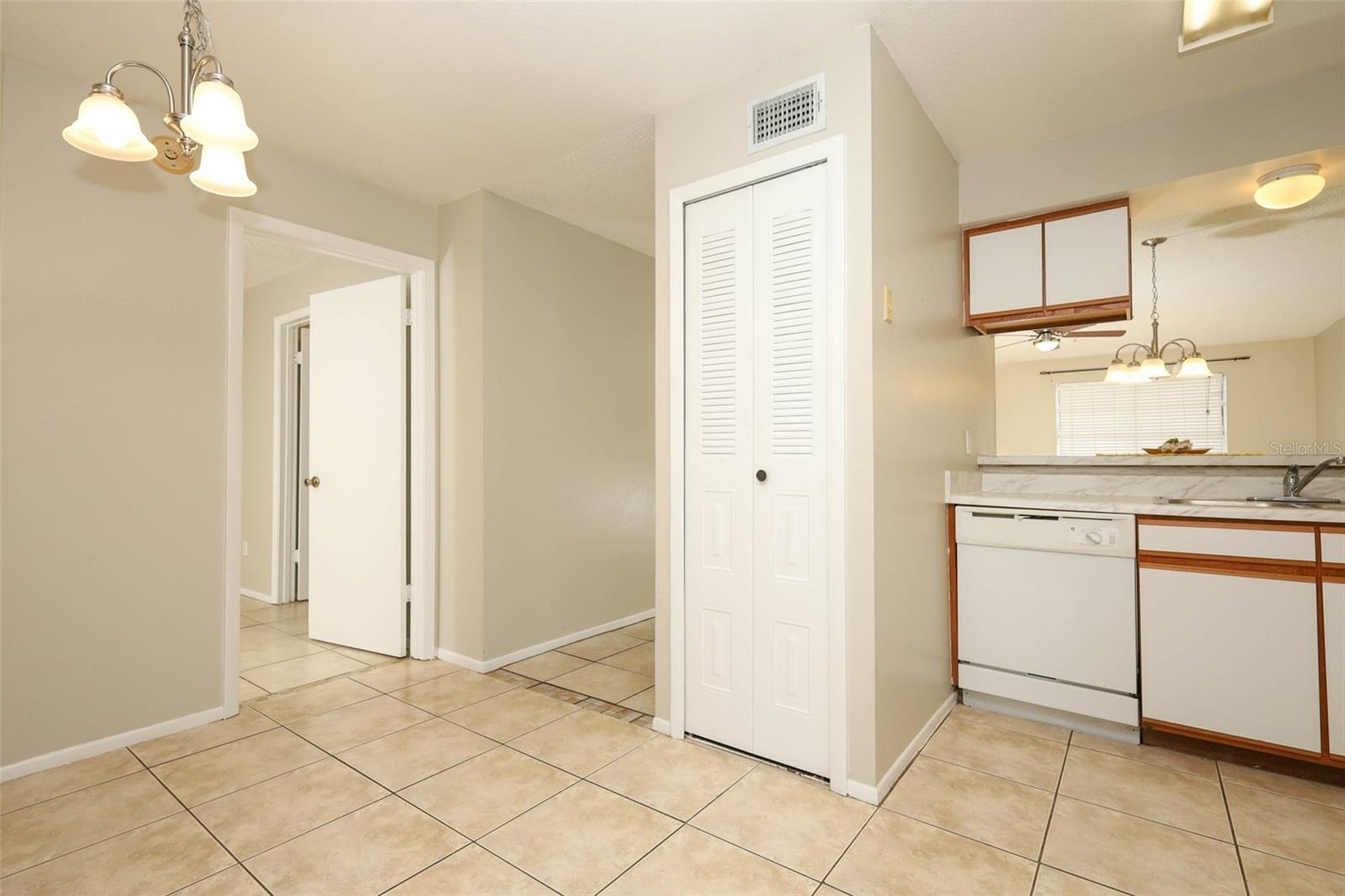 HUNTERS RESERVE 2 A CONDO - Residential