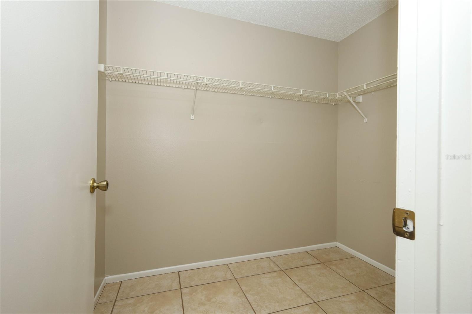 HUNTERS RESERVE 2 A CONDO - Residential