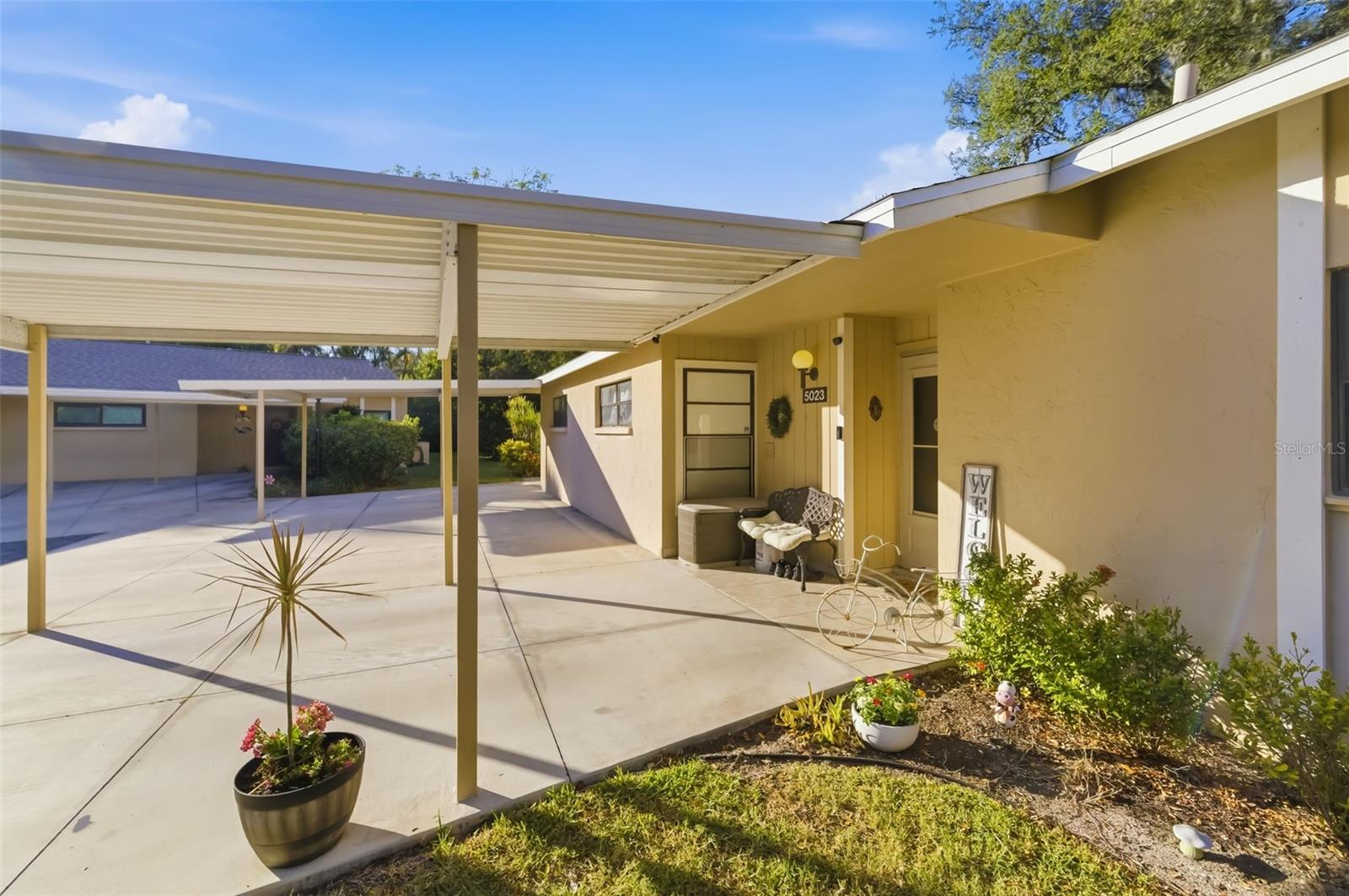 VILLAGE GARDENS PH 1 - Residential