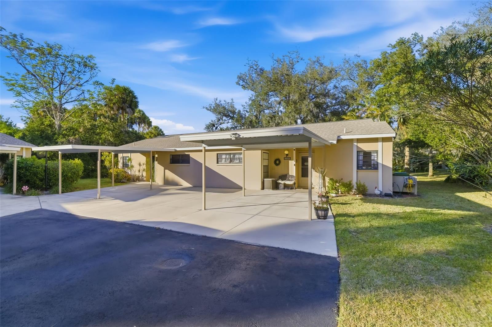 VILLAGE GARDENS PH 1 - Residential