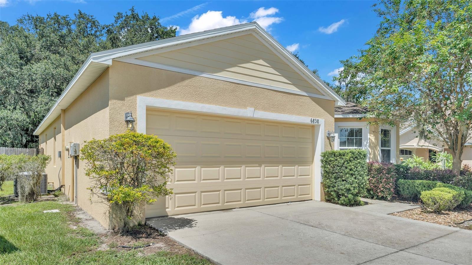 GLENBROOK CHASE - Residential Lease