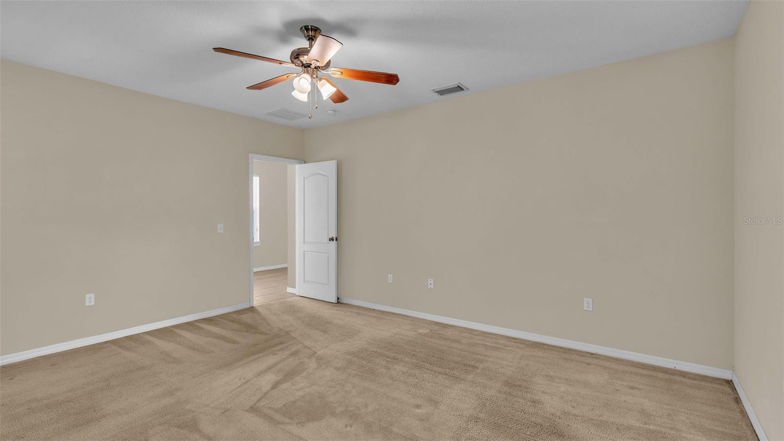 GLENBROOK CHASE - Residential Lease